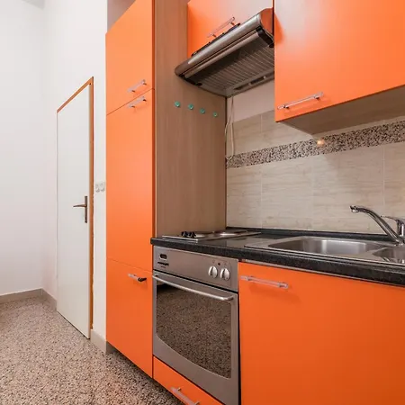 Apartman Family Friendly With A Swimming Pool Krnica, Marcana - 3029 *
