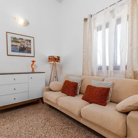 Apartman Family Friendly With A Swimming Pool Krnica, Marcana - 3029 Krnica