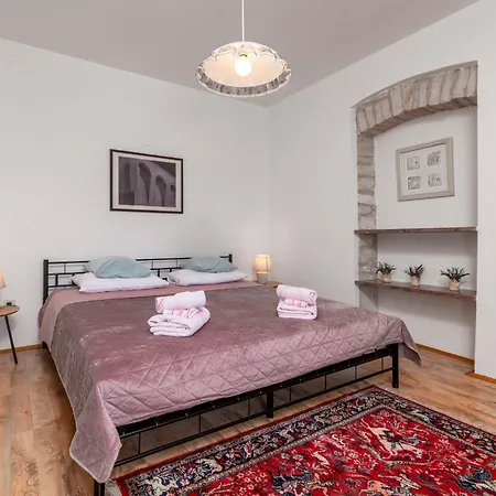 Apartman Family Friendly With A Swimming Pool Krnica, Marcana - 3029 Krnica